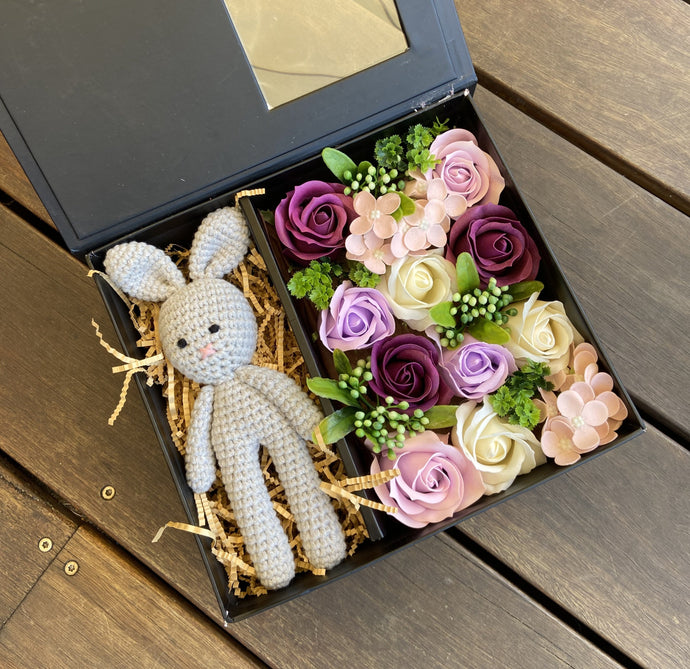 Soap flowers. Soap gift boxes. Baby gift boxes. Soap Flowers delivered Sutherland Shire. Soap gift packs.